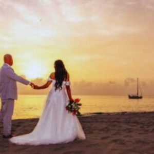 Beach Weddings Abroad Anse Chastanet Wedding Wedding On Beach At Sunset