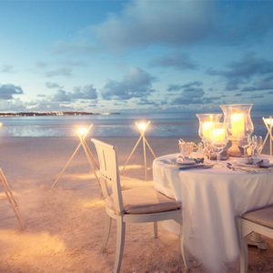 Beach Weddings Abroad Mauritius Weddings Romantic Beach Dining