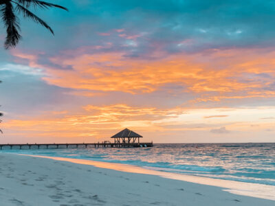 Sunset or Sunrise? Timing Your Beach Ceremony for Maximum Romance