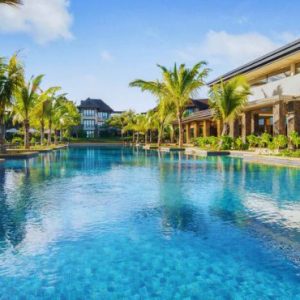 Beach Weddings Abroad Westin Turtle Bay Resort & Spa Wedding Pool2