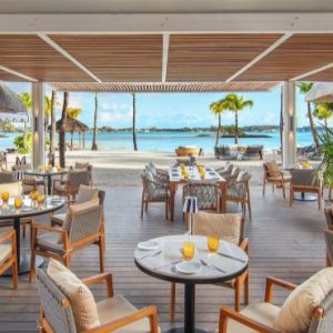 Beach Wedding Abroad Shangri La Le Touessrok Mauritius Wedding Coco Beach Restaurant