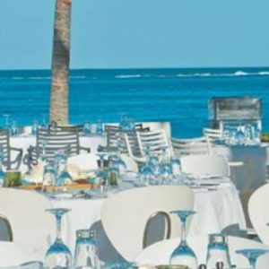 Beach Wedding Abroad Sugar Beach Mauritius Wedding Beach Wedding Reception Setup