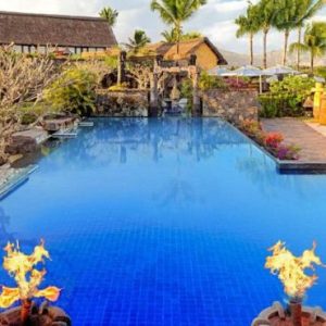 Beach Wedding Abroad The Oberoi Beach Resort, Mauritius Wedding Pool1